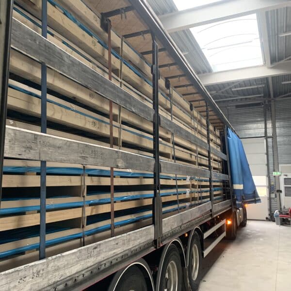 Worldwide delivery - holland scaffold supply