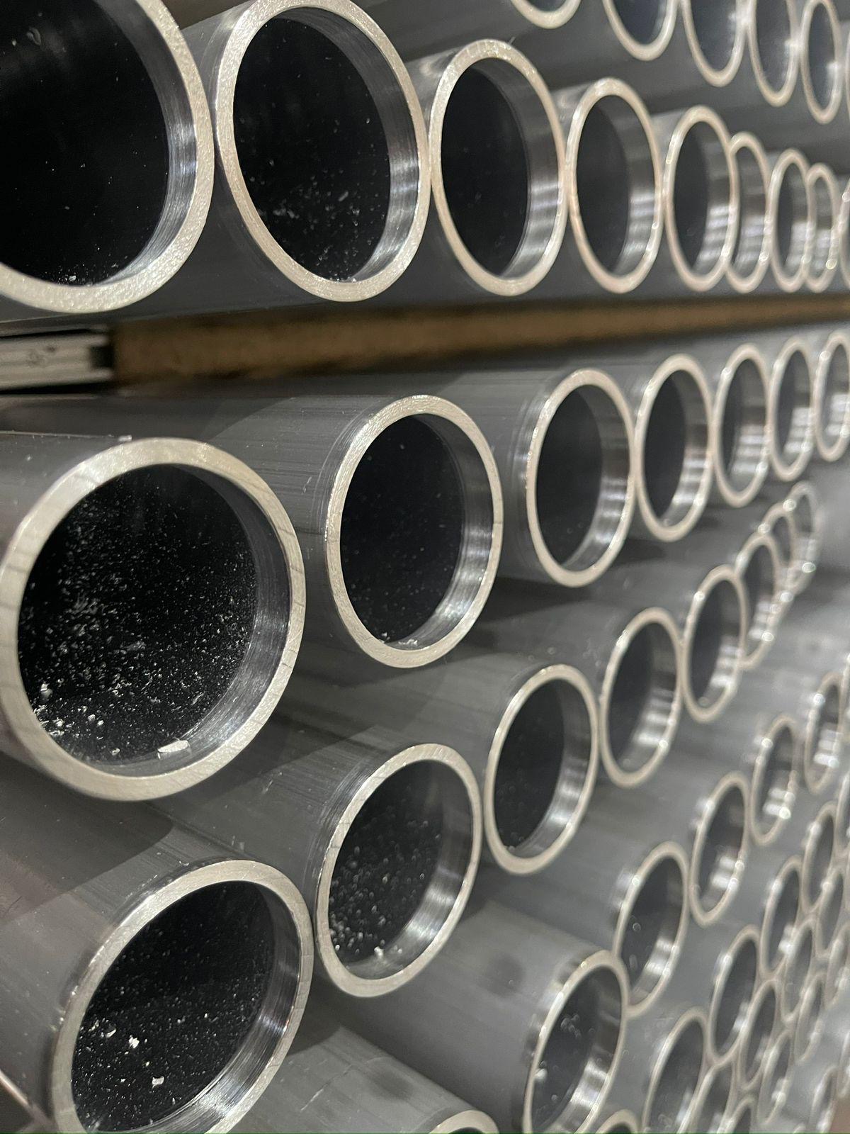 Holland Scaffold Supply - Deburring and cutting to length of aluminium tubes<br>